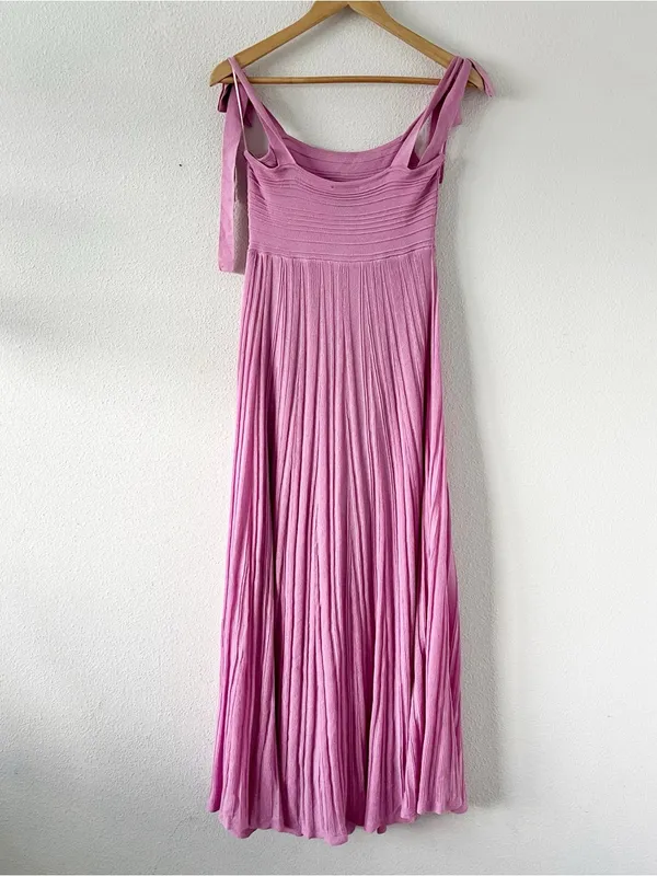 Mable Mauve Smocked Tie Shoulder Stretch Knit Pleated Midi Dress - Image 6