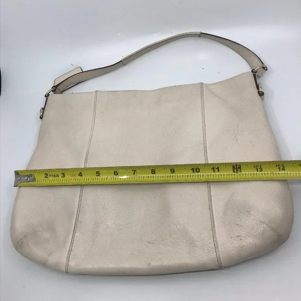 COACH White Medium Leather Handbag - Image 4