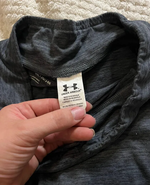Under Armour Grey Cellphone Pockets Grey Leggings - Image 4