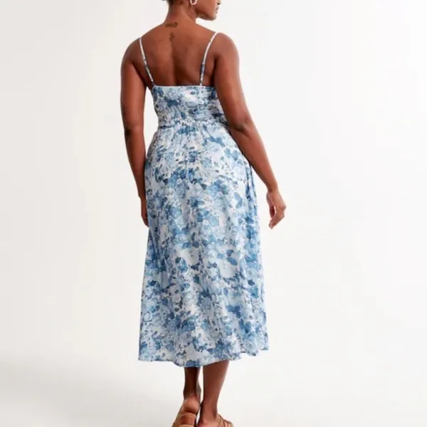 Abercrombie NWT Blue Floral Flowy Crinkle Maxi Dress - Image 3