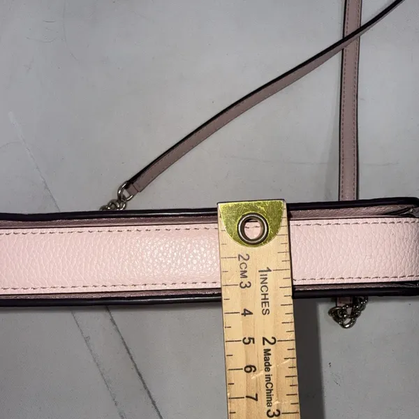 Kate Spade Preppy Pink Minimalist Classic Quiet Luxury Leather Crossbody Purse - Image 8