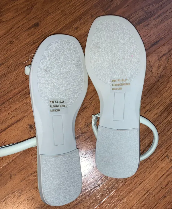 Dolce Vita NWT Sandals Sage Green Size 6.5 - Image 2