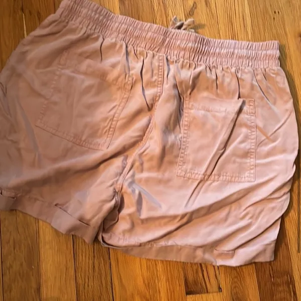Universal Threads Mid Rise Drawstring Soft Flowy Short Blush Pink, Sz M - Image 5