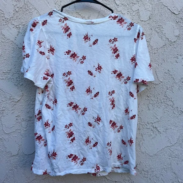 Lucky brand MD white red rose loose T shirt - Image 3