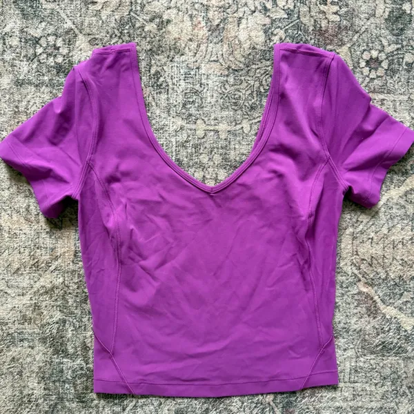 Lululemon Align T-Shirt Purple W3FGSS V-Neck Scoop Back Crop Top Slim Fit Size 4 - Image 3