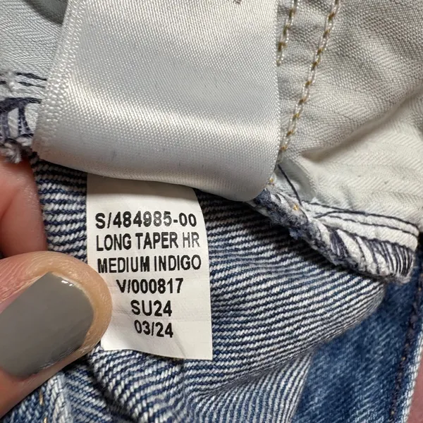 GAP Long Taper High Rise Medium Indigo Wash Women's Size‎ 27 4R - Image 6