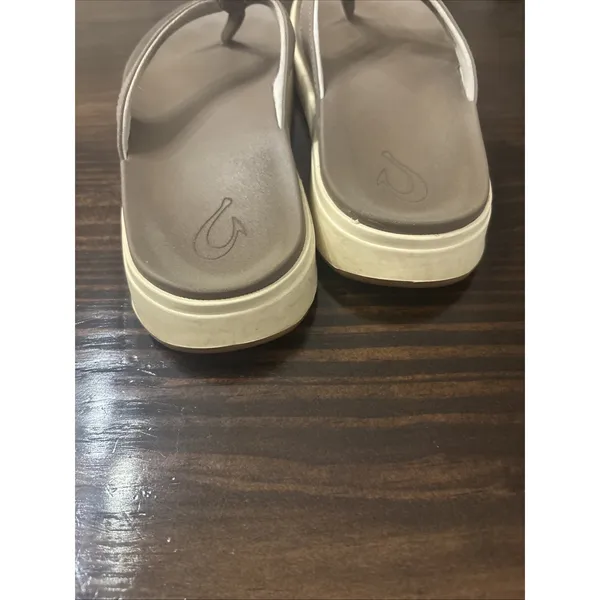 OluKai Nu'a Pi'o Women's Size 5 Beach Comfort Flip Flop Open Toe Sandals - Image 4