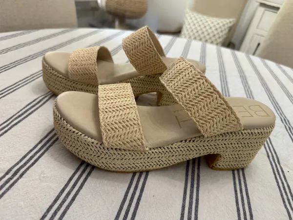 Boutique wedges - Image 3
