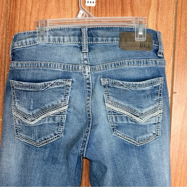 Woman’s‎ BKE Alec distressed blue jeans 28x30 pre-loved - Image 6