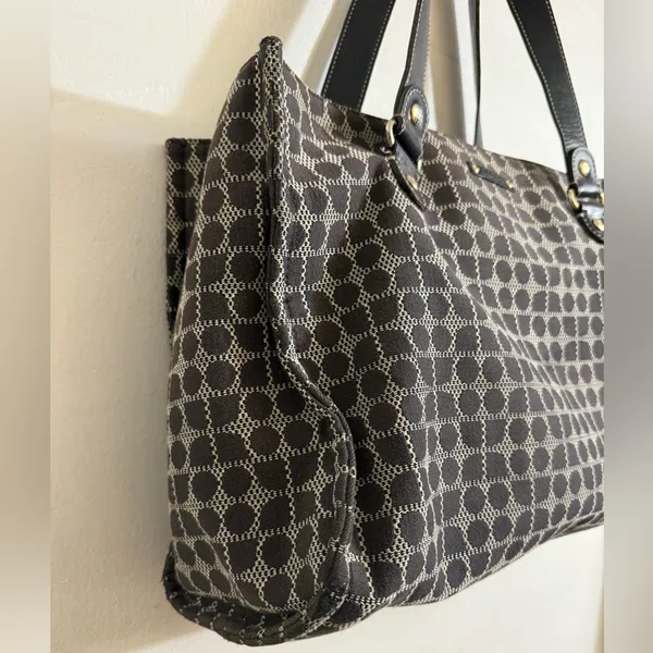 Kate Spade Stylish‎ Black and Cream Large Tote Bag - Image 5