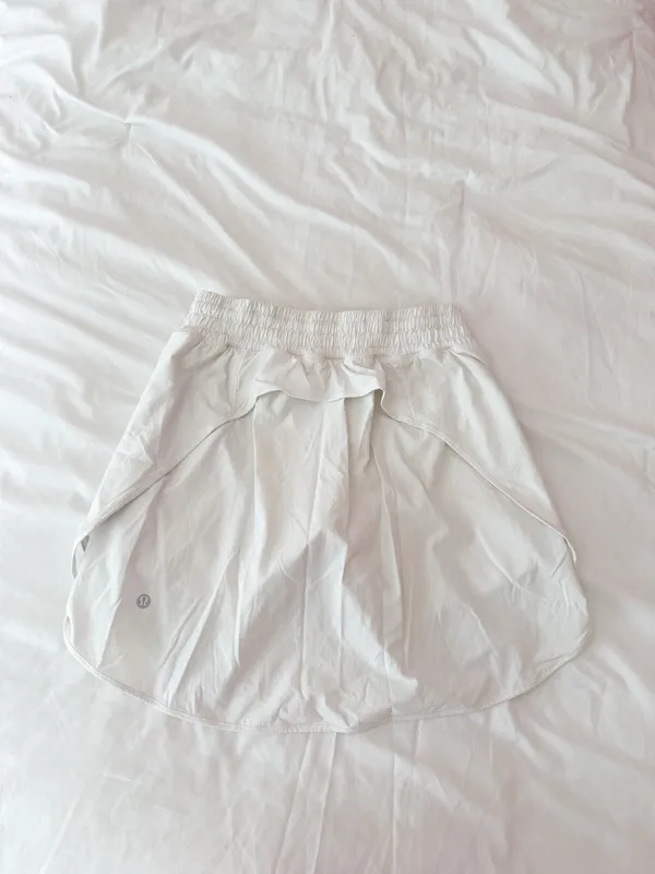 Lululemon White Hotty Hot High-Rise Skirt Size 6 - Image 2
