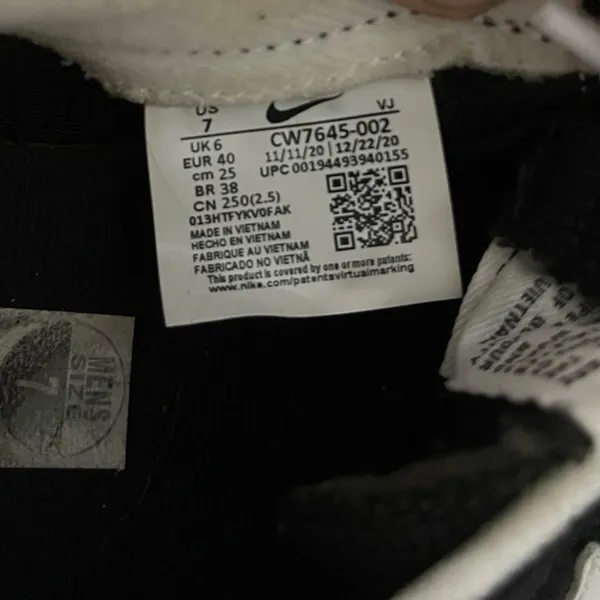Nike Challenger OG Running Sneakers Black White Women SZ 7 Athletic Sports Gym - Image 6