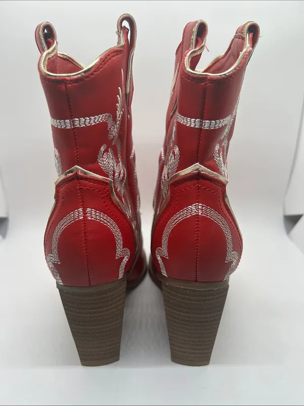 MIA Red Wendi Embroidered Western Ankle Boots **Size 6** 🌺🌺 - Image 7