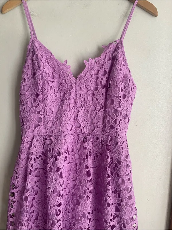 ASTR The Label Sleeveless Lace Fit & Flare Midi Dress Light Orchid - Image 5
