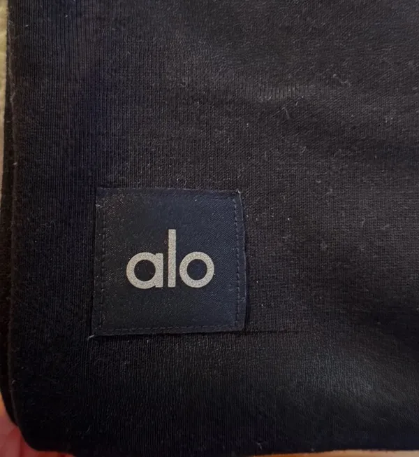 Alo Yoga Sweatpants serenity - Image 5