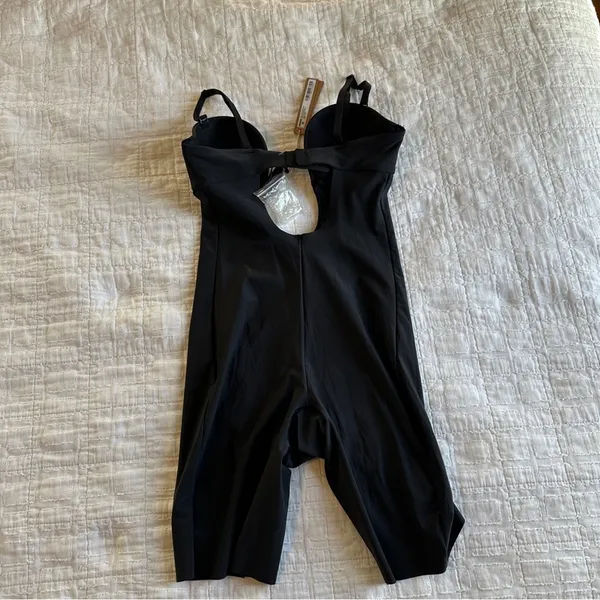 Skims Deep Plunge Shapewear Mid Thigh Bodysuit Black NWT NEW Small Onyx - Image 4