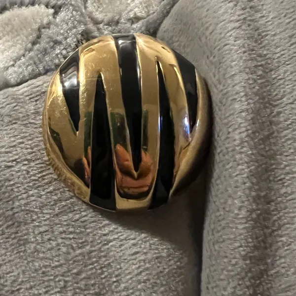 Park Lane vintage pendant‎ gold with black enamel - Image 3