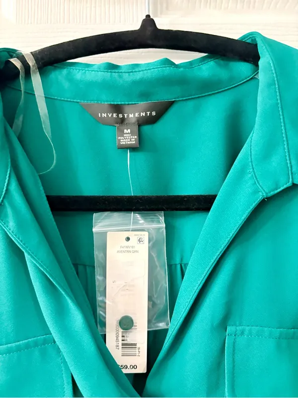 Investments Teal Green Buttonless V-Neck Blouse size M NWT - Image 3