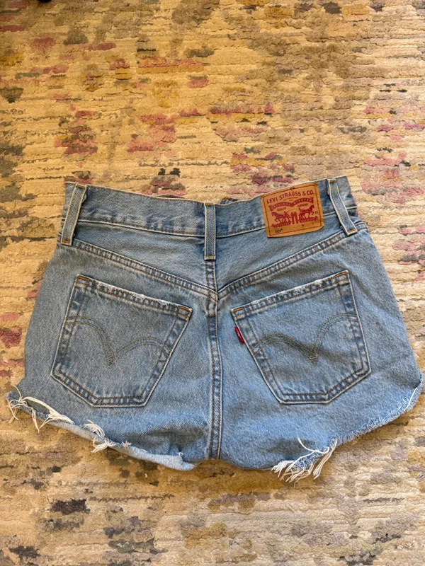 Levi’s 501 Shorts - Image 6