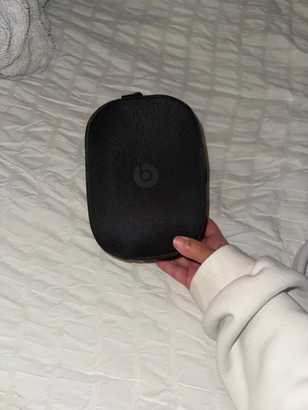 Beats Wireless Solo 4 Bluetooth - Image 4