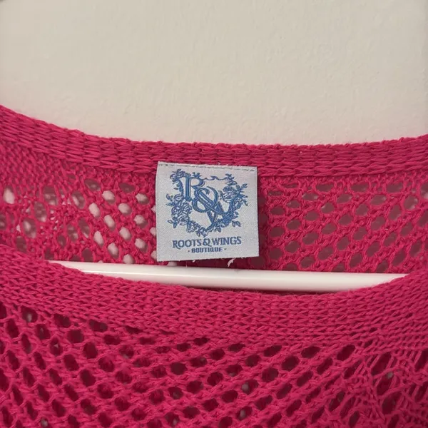 Roots &‎ Wings Boutique Women’s Pink Eyelet Crochet Knit Cover Up Blouse Medium - Image 4
