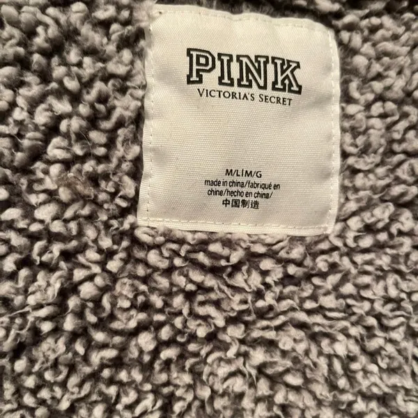 Victoria's Secret PINK Cozy Gray Sherpa Jacket M/L - Image 5