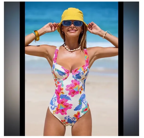 Cupshe One-Piece Swimsuit - Image 4