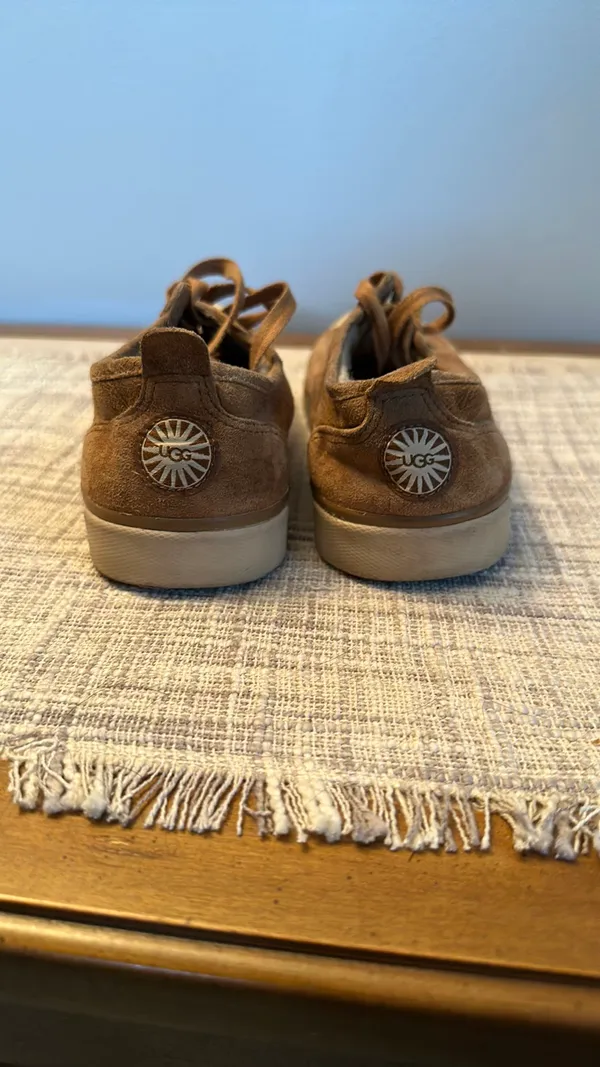 Sneakers - Image 2