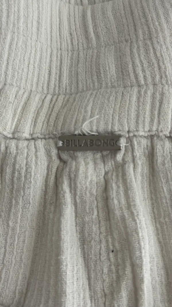 Billabong White Shorts - Image 3