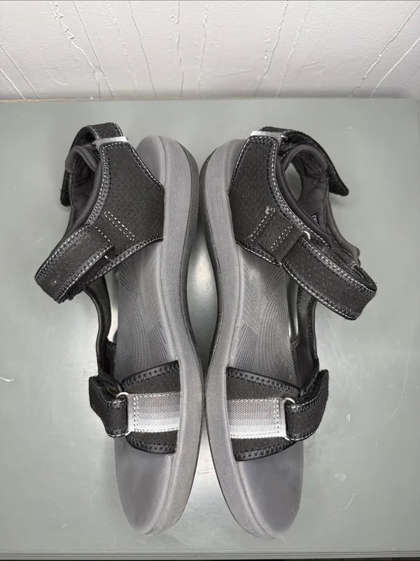 Clarks Cloudsteppers Black Gray Sport Sandals - Image 4