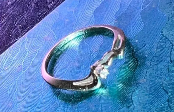 14K Gold Diamond Ring - Image 8