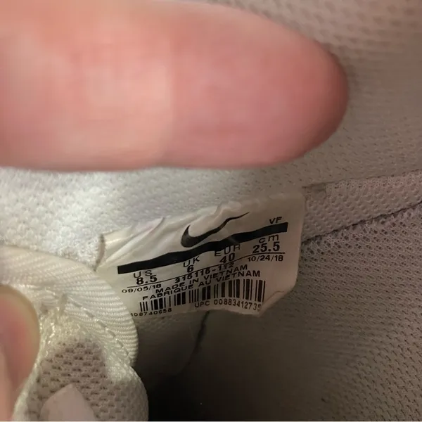 Nike Air Force 1 white sneakers‎ size 8.5 - Image 9