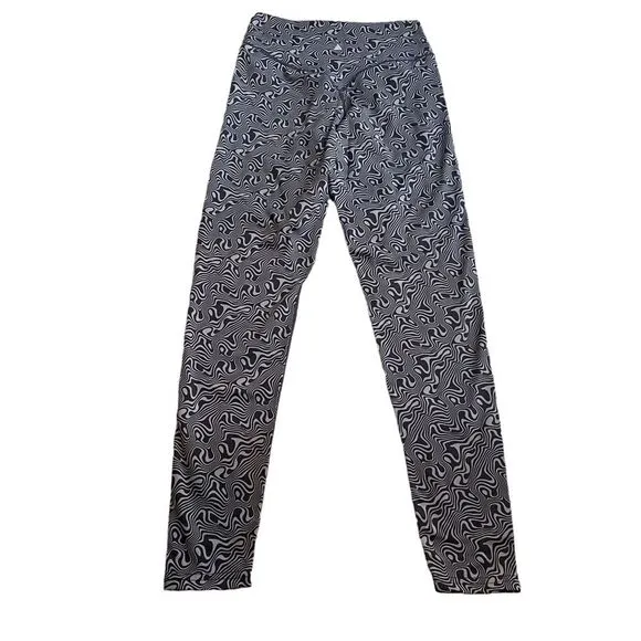 Balance Athletica‎ Storm Legging Size M Black and White Swirl New - Image 8
