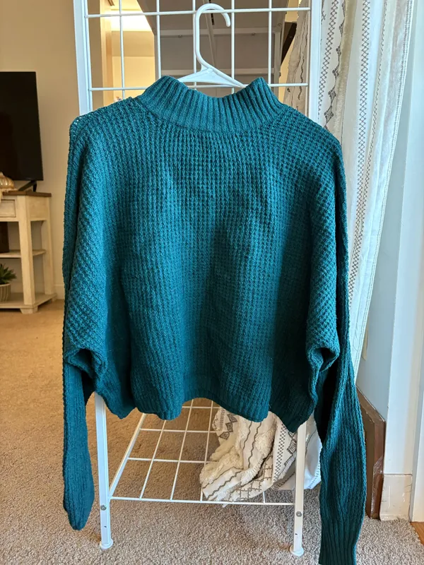 Hollister Sweater - Image 3