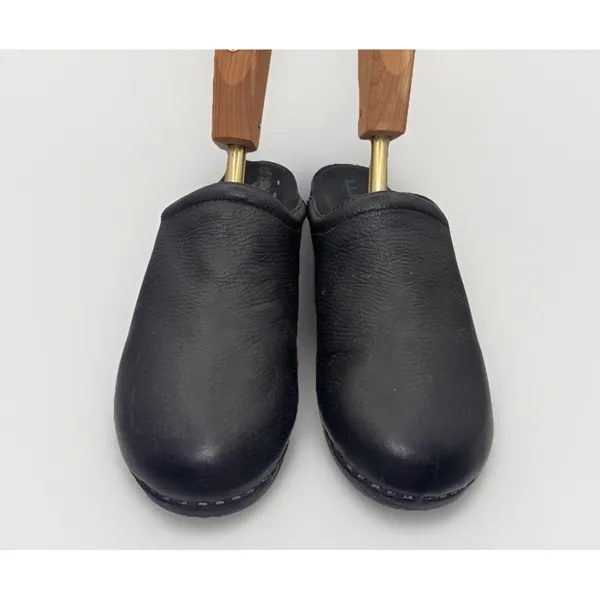 LL Bean Womens Black Leather Clogs Mules Slip On Shoes Sz 9 Comfort Granola Girl - Image 2