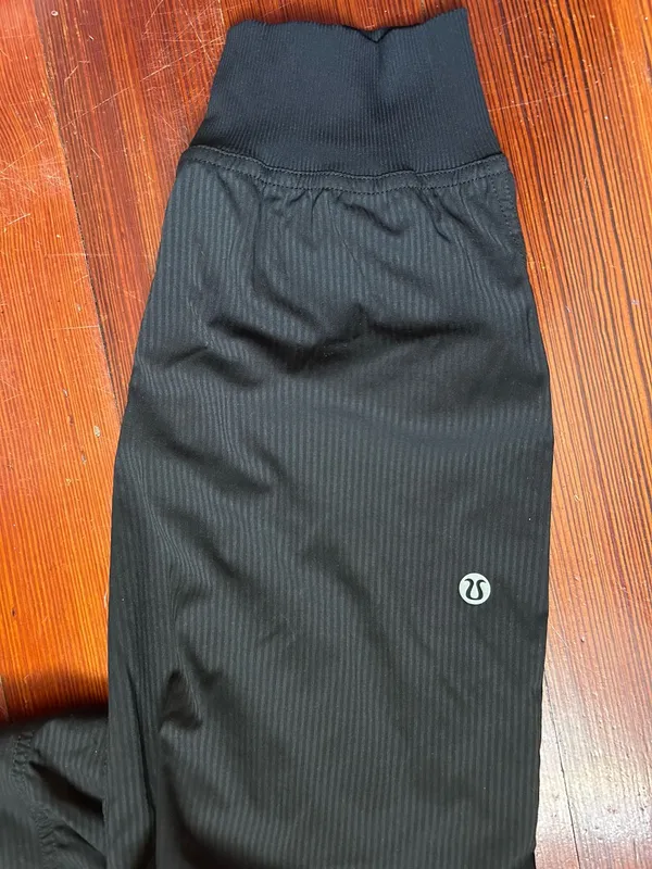 Lululemon Joggers - Image 3