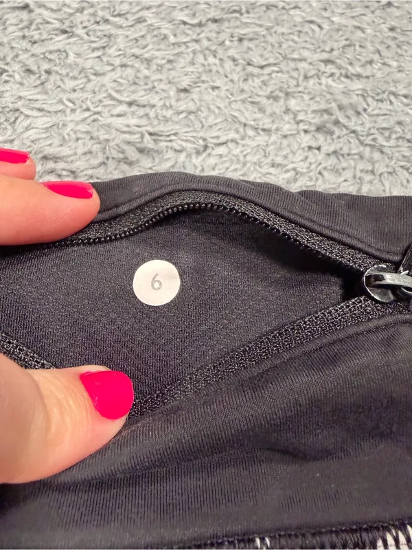Lululemon speed up Black Patterned Running Shorts 6 - Image 10