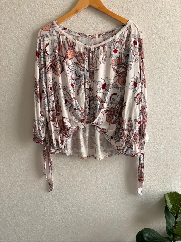 Boho Free People 'Keepin on Top' Ivory Floral Print Tee Top M - Image 3