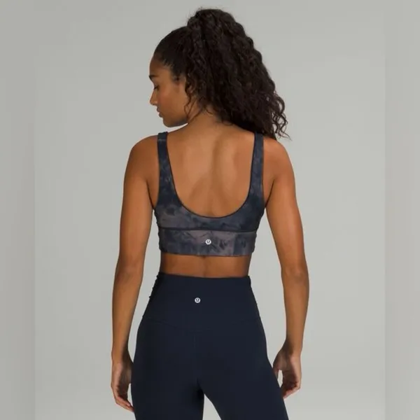 Lululemon NWOT Diamond DYE Align Reversible Bra *Light Support Dye Lunar Rock True Navy - Image 4