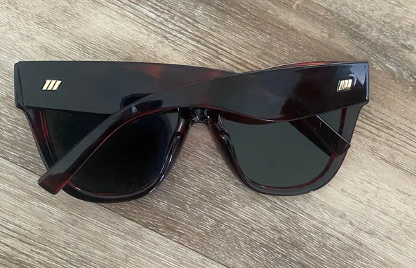 Le Specs La Vacanze Sunglasses - Image 2