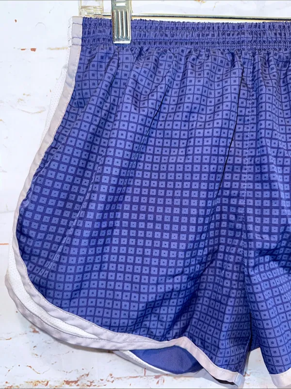 Nike Women's Purple-Blue Athletic Running Shorts White Trim dri fit Med lined - Image 3