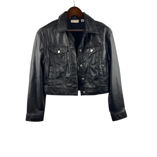 Universal Threads Women’s Small Black Faux Leather Jacket - Image 2