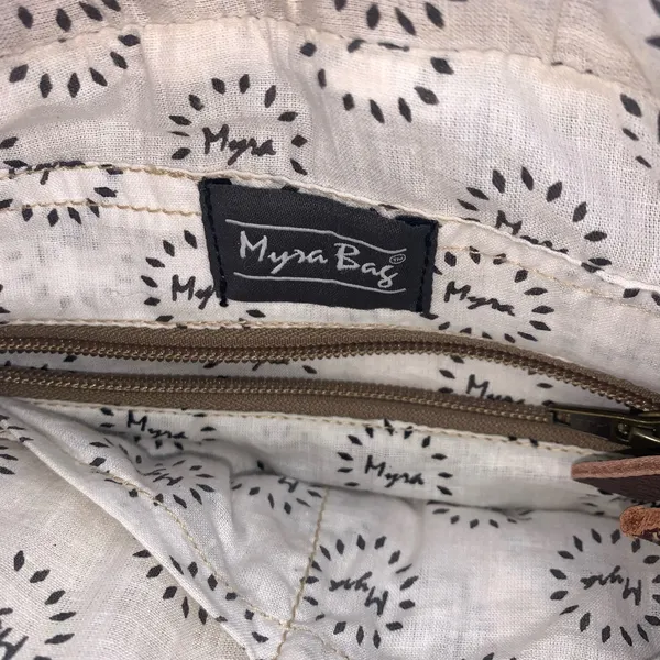 Myra handmade tooled bag leather & cotton carve detachable strap - Image 4