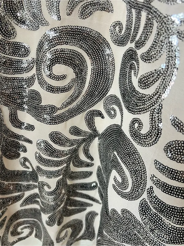 Show Me Your Mumu Gomez Silver & White Sequin Mini Dress size XS - Image 4