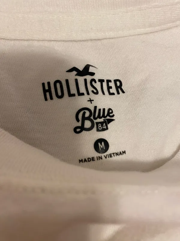 Hollister Baby Tee - Image 2