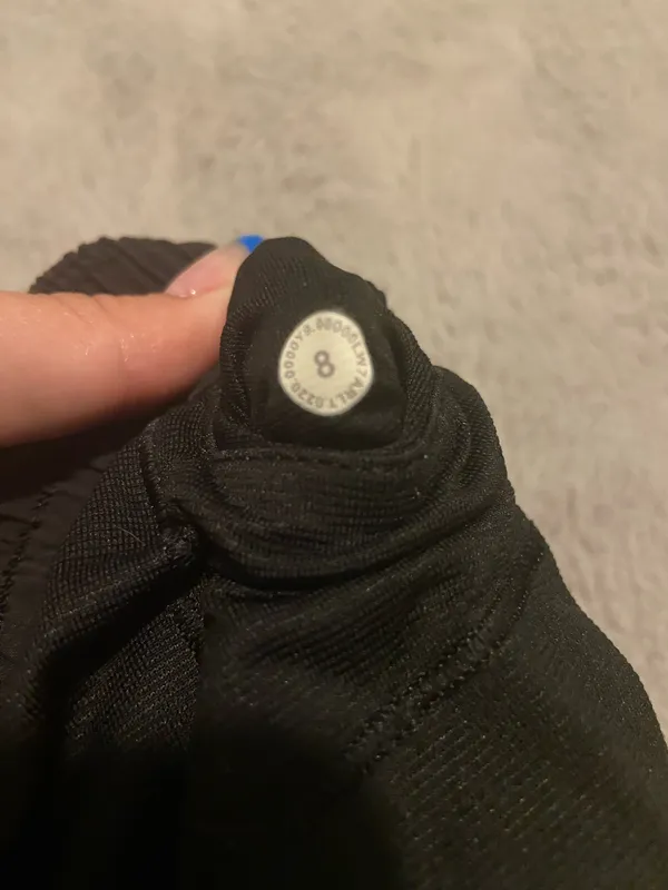 Lululemon Hotty Hot shorts - Image 3