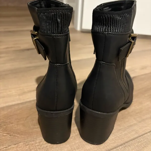 White Mountain Smooth‎ Dessert Zipper Buckle Heeled Booties Black Shoe Size 8.5 - Image 3