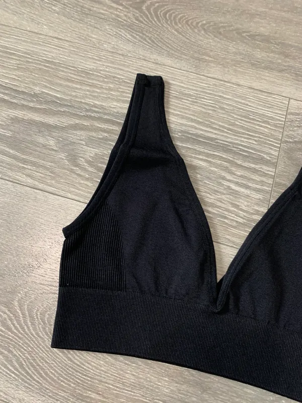 WeWoreWhat Black Knit V-Neck Bralette - Image 8