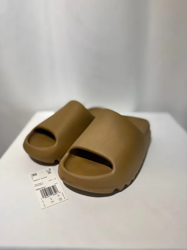 Yeezy Slides Adidas Ochre Brown 6 - Image 4