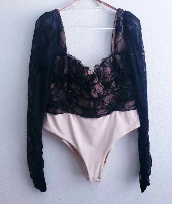Lace Hart Thong Bodysuit Long Sleeve - Image 2